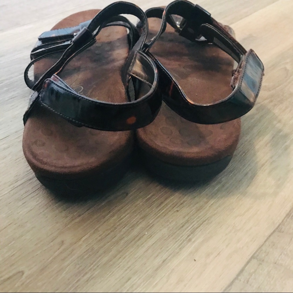 Vionic Sandals Tortoise Shell Multi Strap Cute - image 3